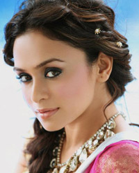 Amruta Khanvilkar